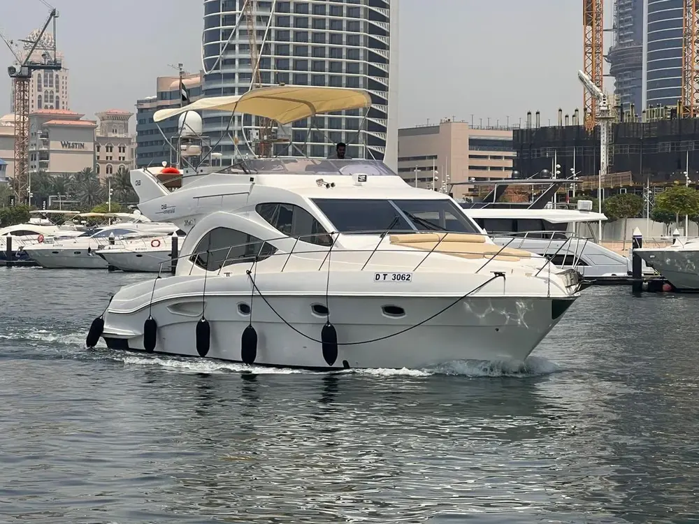 MEJESTY 44FT LUXURY YACHT