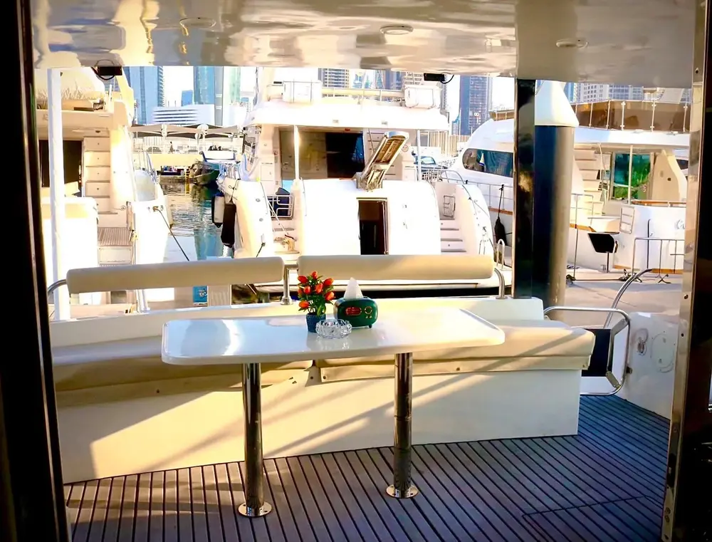 75FT LUXURY YACHT