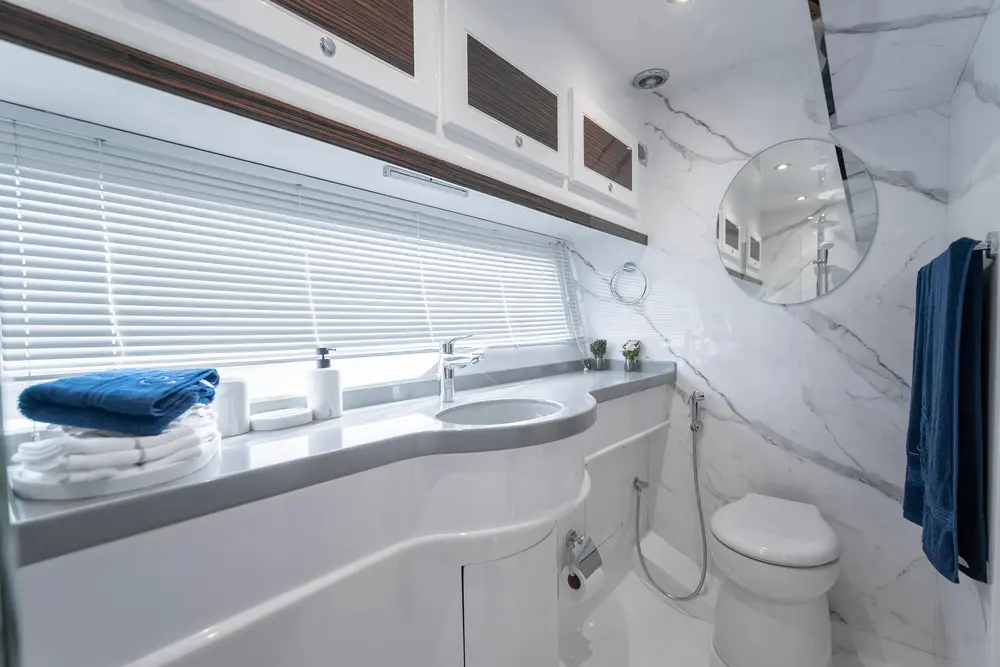 AS 75FT LUXURY PREMIUM YACHT