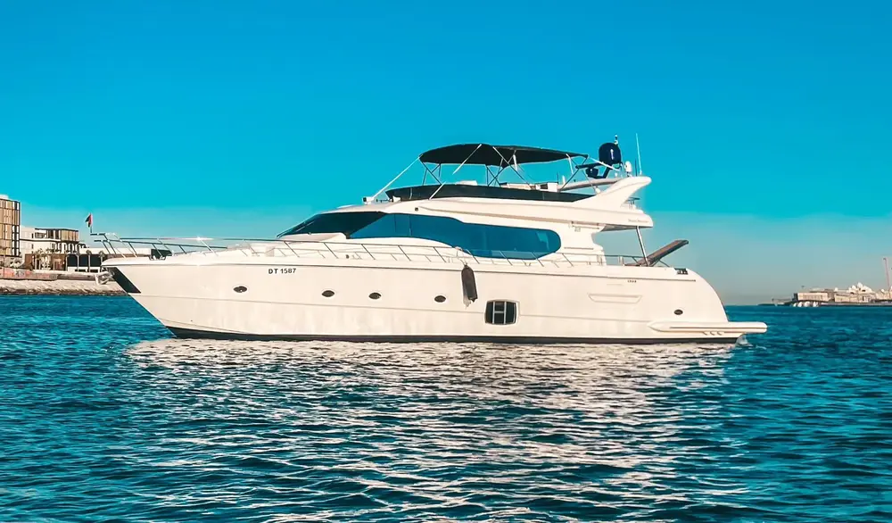 82FT LUXURY PREMIUM YACHT