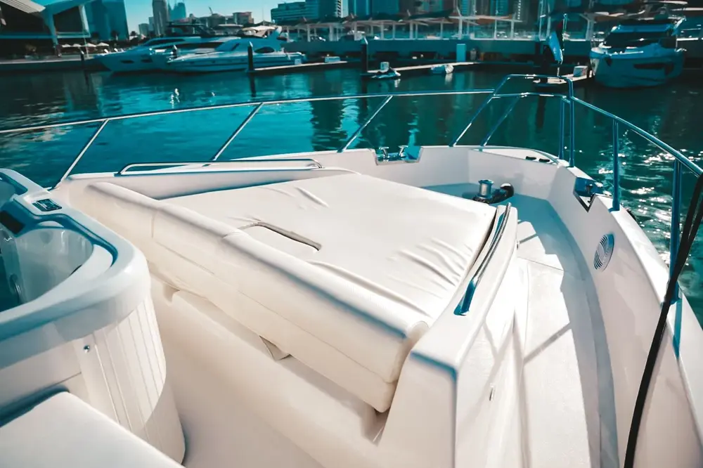 82FT LUXURY PREMIUM YACHT