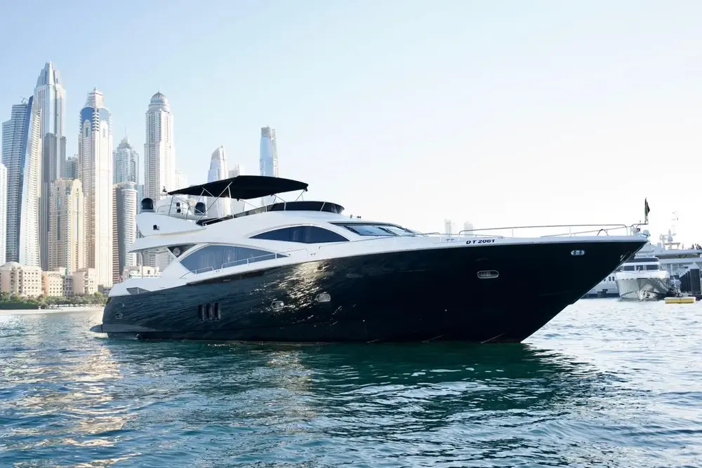 SUNSEEKER 95FT LUXURY YACHT