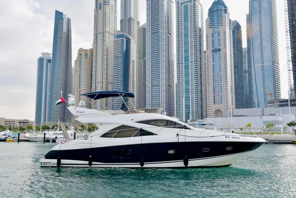 SUNSEEKER 50FT LUXURY YACHT